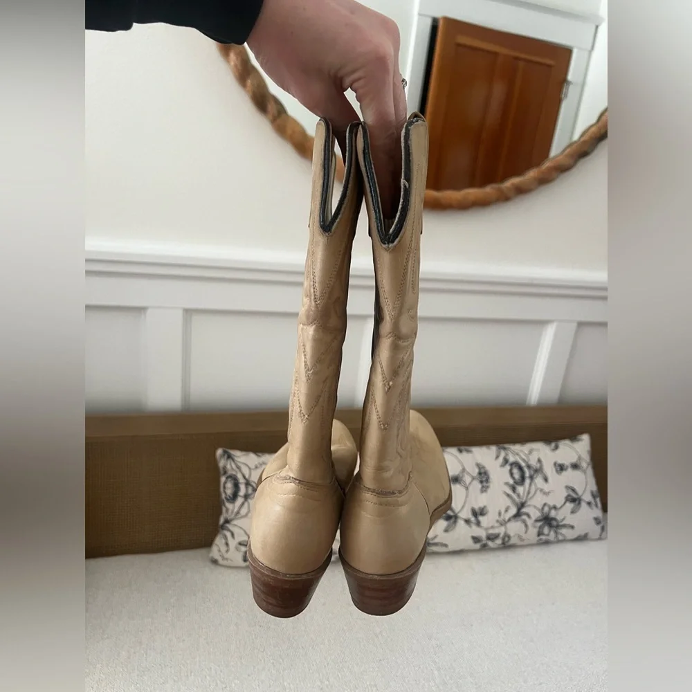 Vintage Texas Ladies Size 7.5 Beige Leather Cowboy Boots